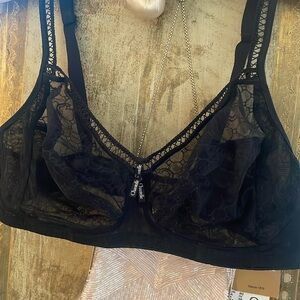 CHANTELLE BLACK BRA. Size 36